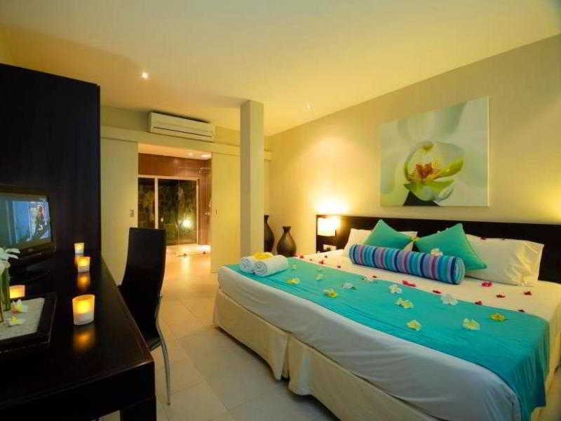 Ocean Villas Hotel Grand Baie Exterior photo