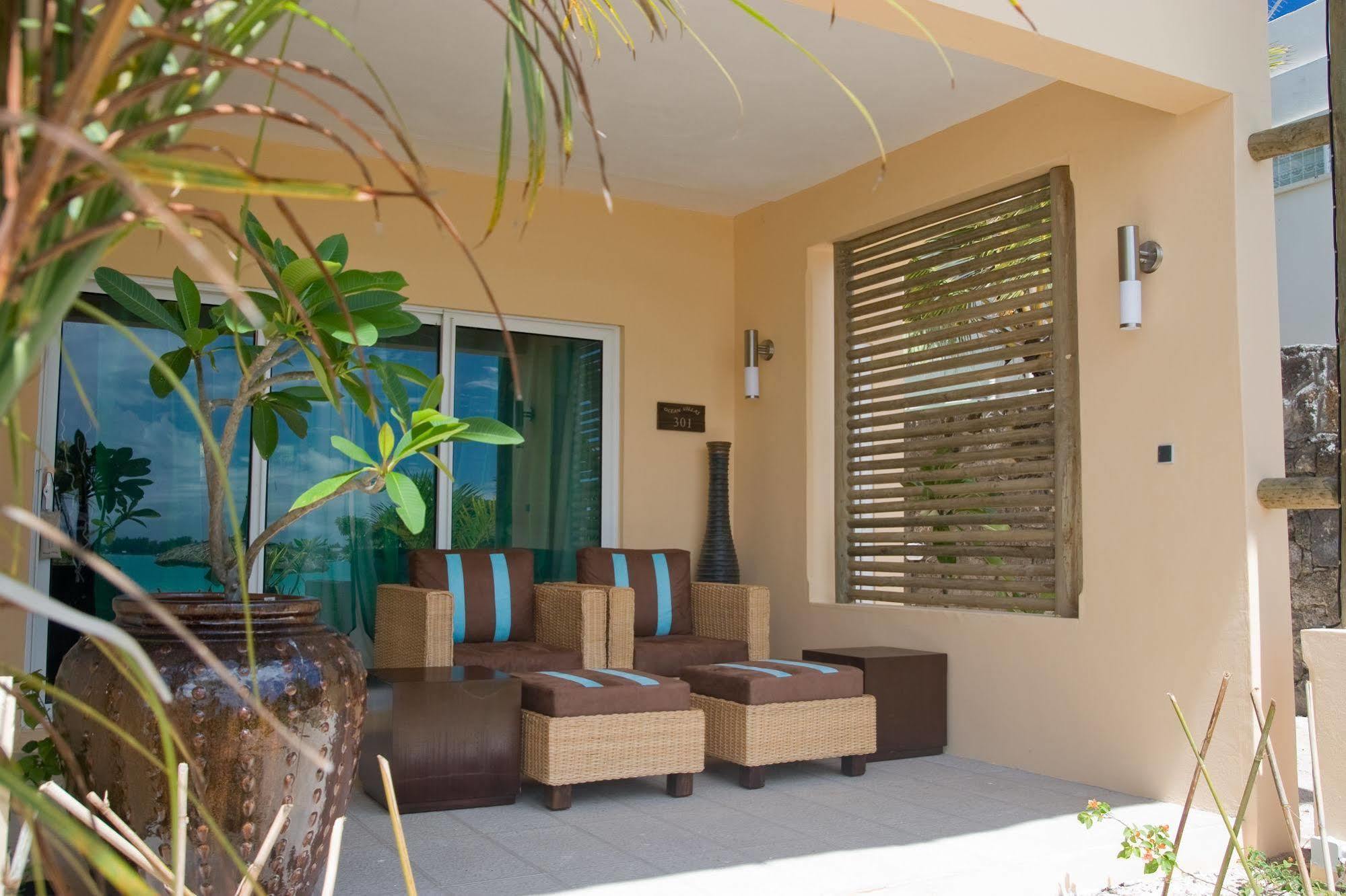 Ocean Villas Hotel Grand Baie Exterior photo